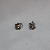 Clips  d'oreilles élégantes, parfaites pour les fêtes ✨🎉