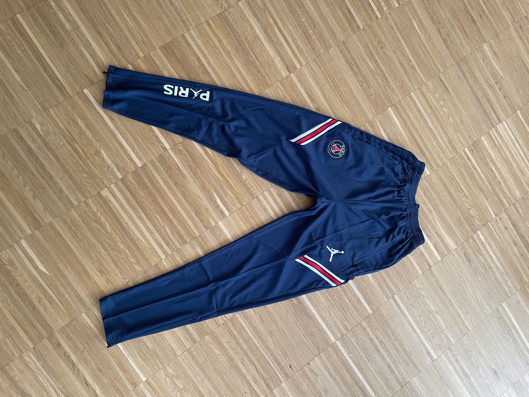 Canottiere & Pantaloni: SET PSG Jordan Trainingspulli, Neu, S/M – Nuovo (secondo la descrizione) da Muttenz venduto da asv_mtb8 1