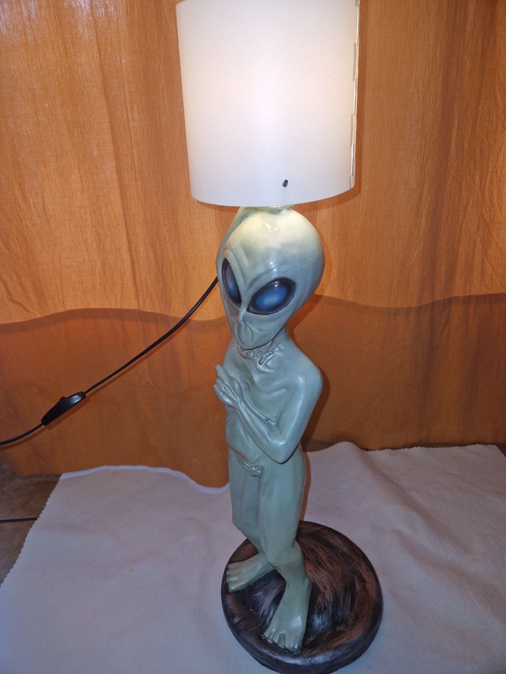 Lampade: Lampe Alien Figur Lampe Stehlampe Unikat – Usato da Willisau venduto da mar_j55v 5