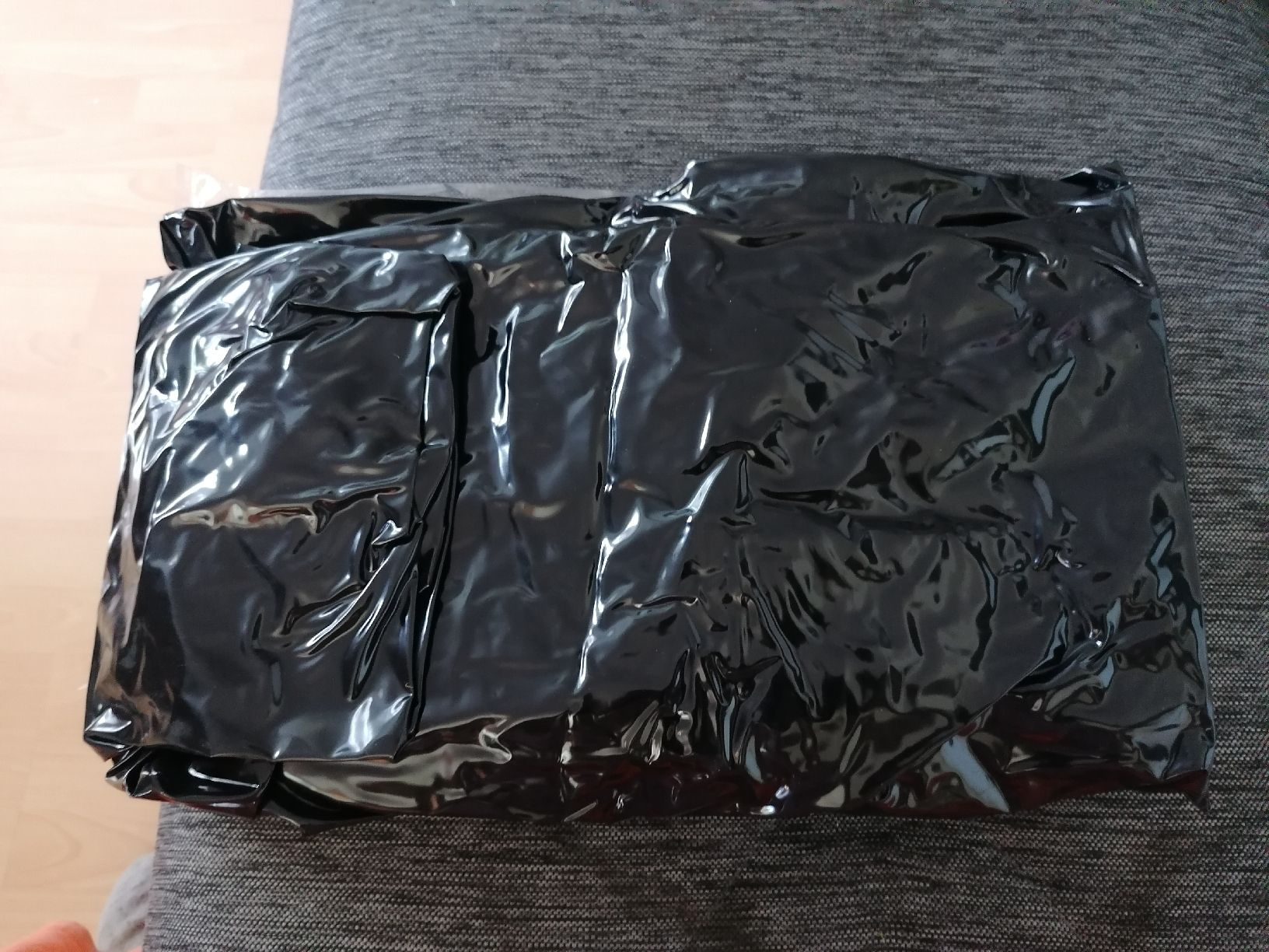 Bettwäsche: SPANNBETTBEZUG AUS LACK 160X200CM – Neu (gemäss Beschreibung) aus Pratteln von ThereseZ