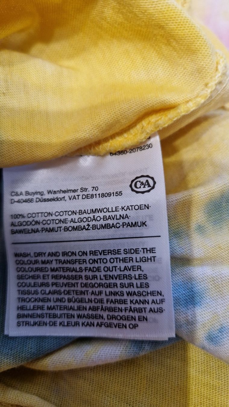 C&A T-shirt: Gelb-blau-pink TShirt – Nuovo (secondo la descrizione) da Oberengstringen venduto da Asteroid56 3