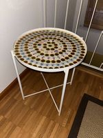 Designer Tabletttisch UNIKAT IKEA Gladom weiß Bierdeckel