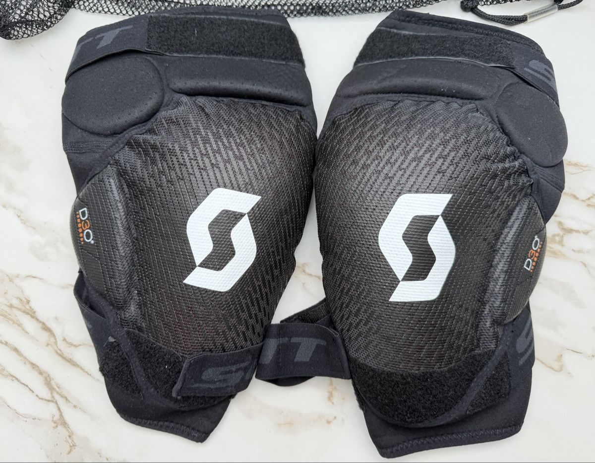 Schutz & Schoner: SCOTT Grenade Evo - Knieprotektor – Neu und originalverpackt aus Zürich von Syossmen 2