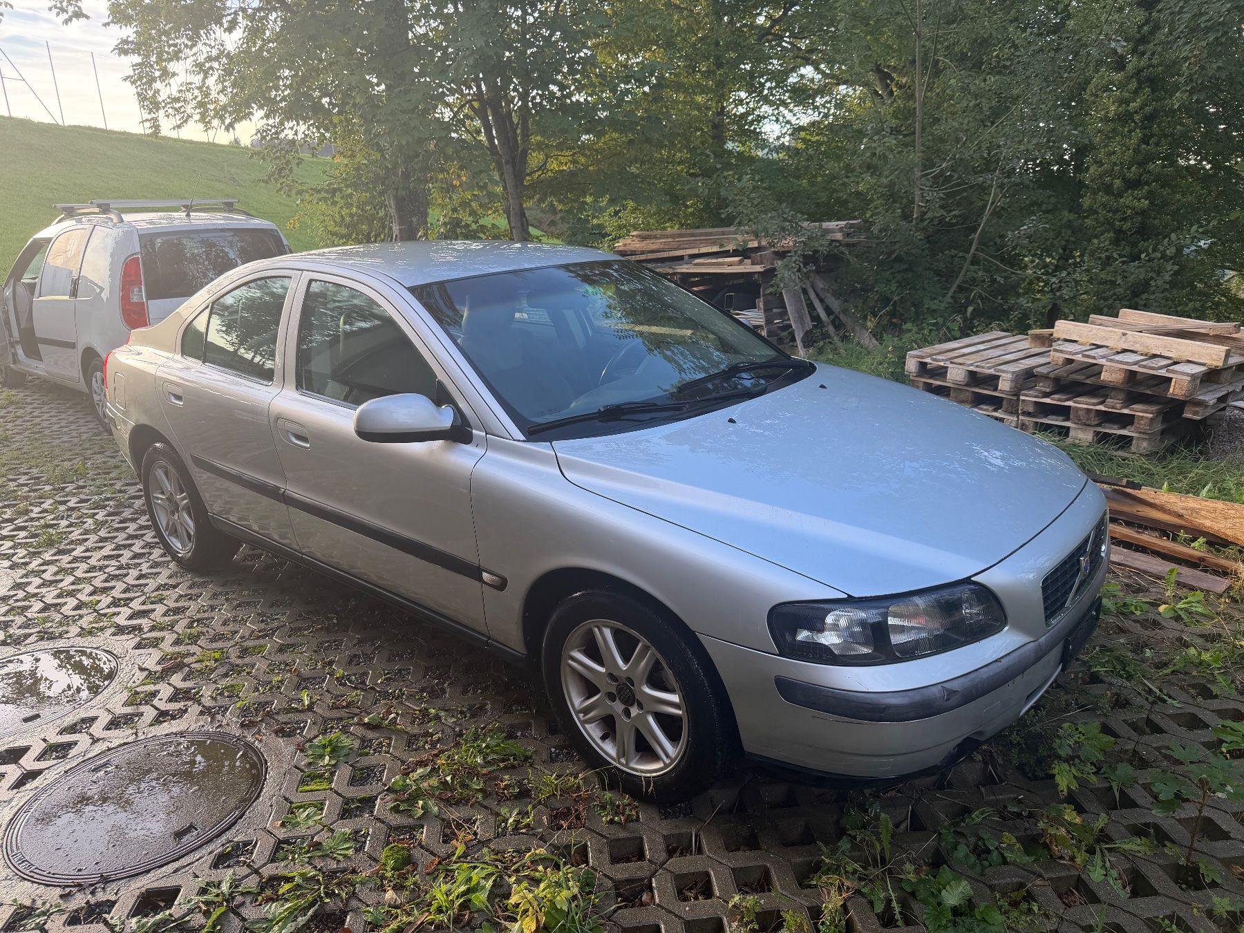Volvo Automobili: Volvo S60 für Export oder Ersatzteile – Difettoso da Steinhausen venduto da RFrieden 1