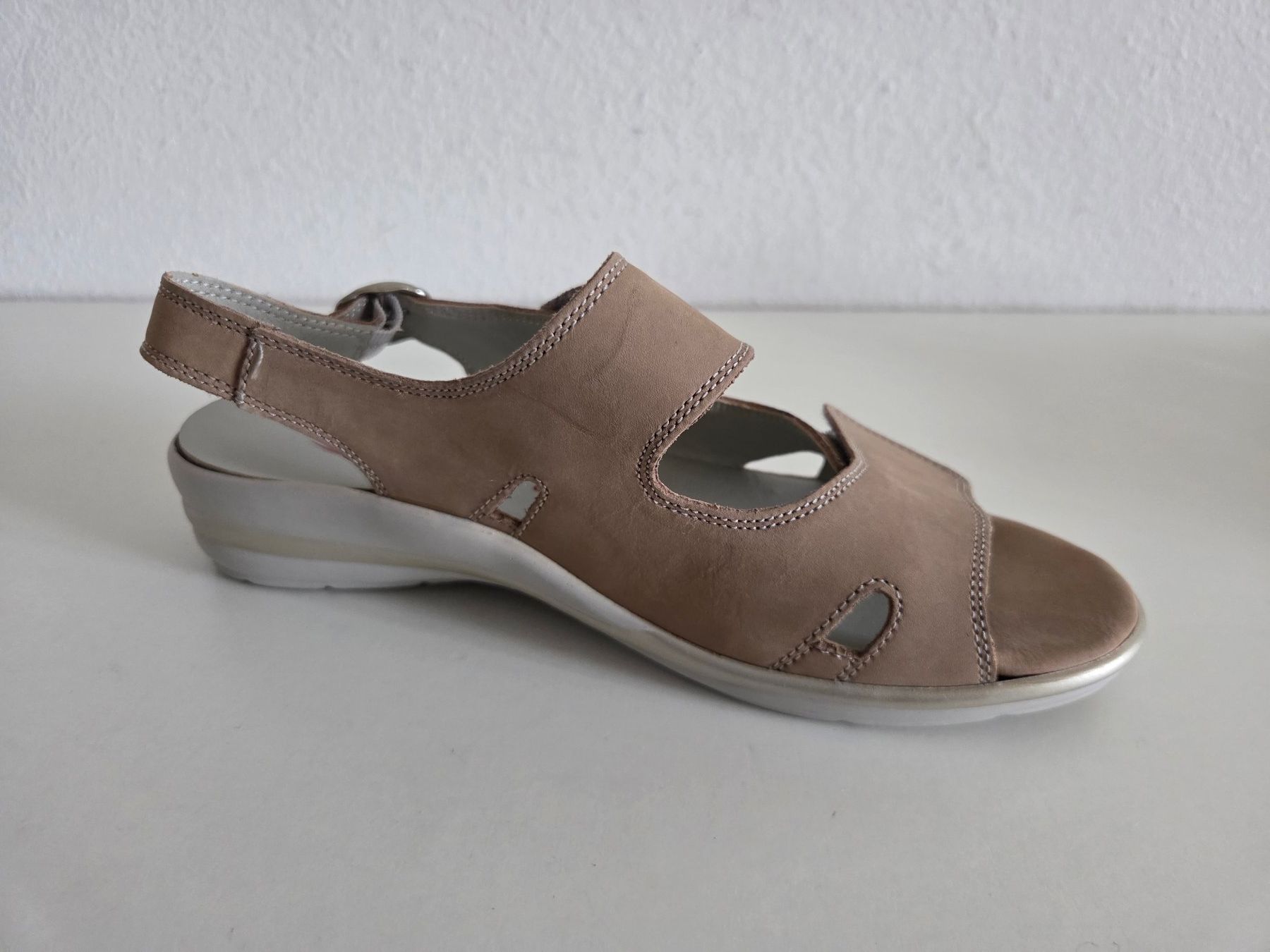 Scarpe da donna: Sandalen von MEDICUS – Usato da Oberrieden venduto da Smart570 1