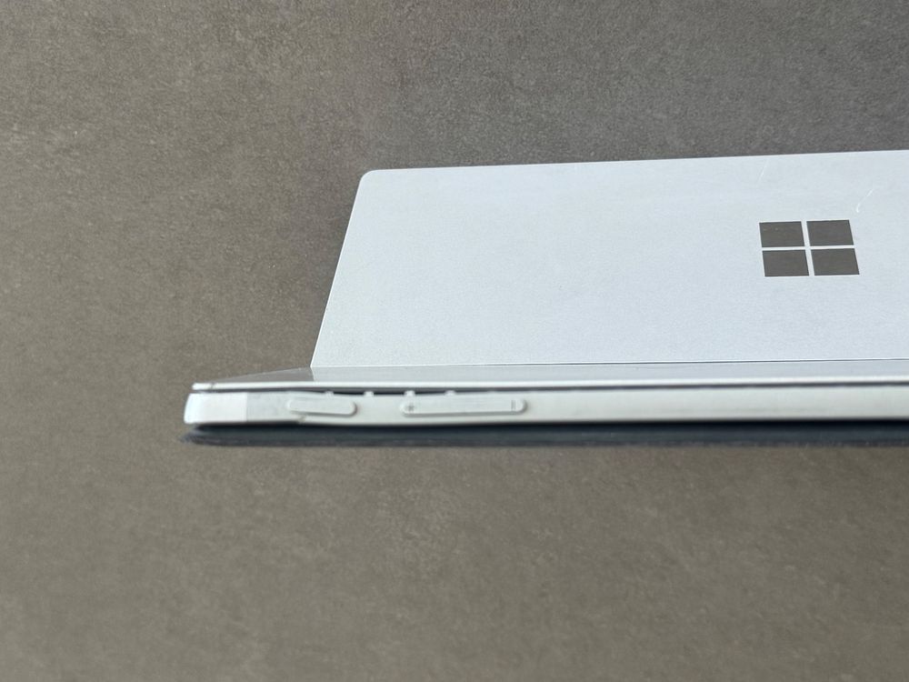 Microsoft Surface Pro 7 i5 256GB | Comprare su Ricardo
