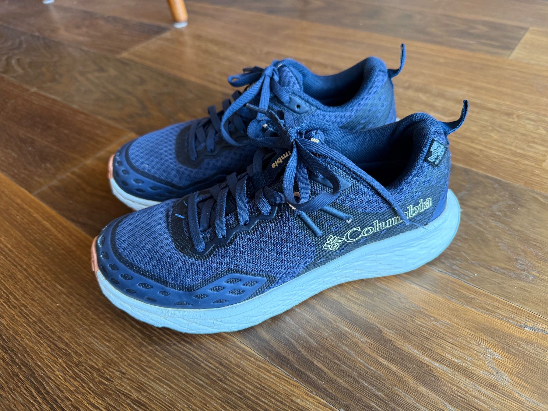 Columbia Scarpe da donna: Trekkingschuhe Columbia, Gr. 38 – Usato da Russikon venduto da izumi2010