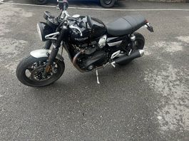 Triumph Speed Twin 1200