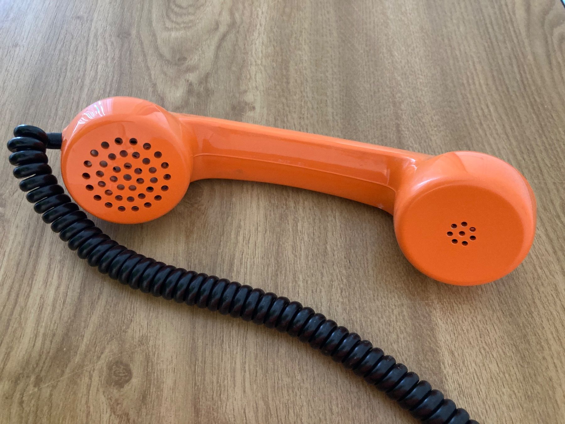 Telefoni: Telefon mit Tastatur - Orange – Usato da Zwingen venduto da Kult2000 2
