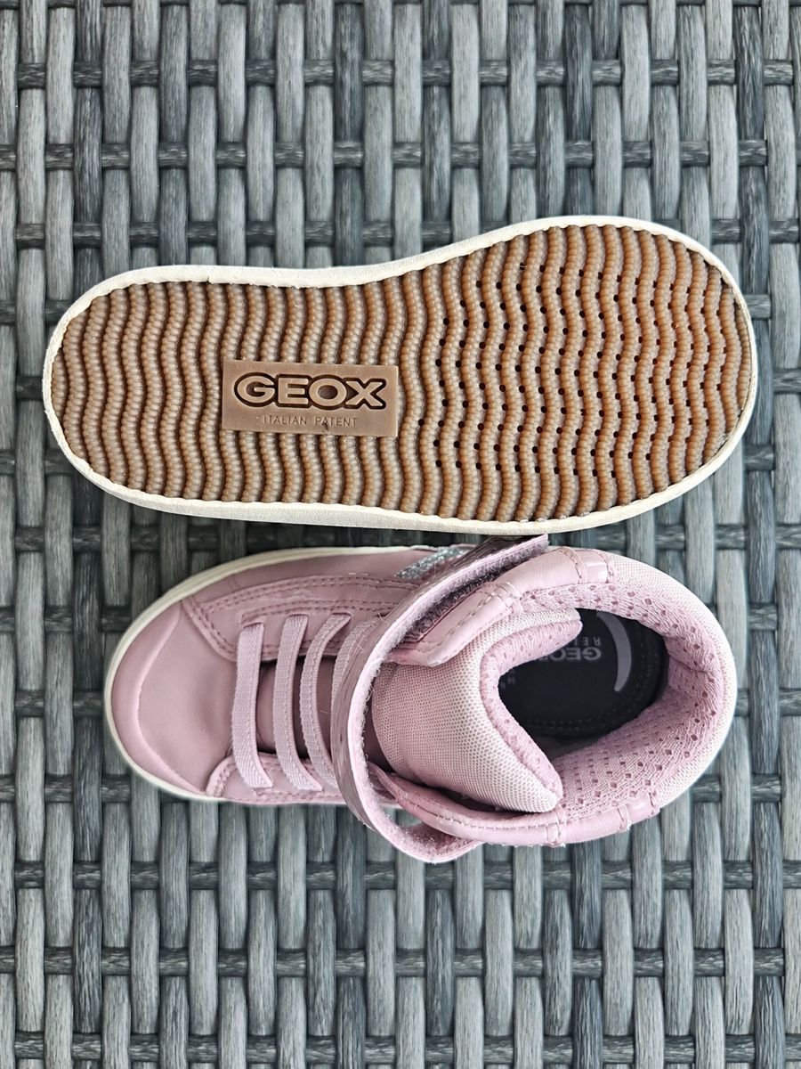 Geox Scarpe per ragazze: Geox Sneakers Grösse 26 – Nuovo e nell'imballaggio originale da Laufen venduto da AnSaLuLe 1