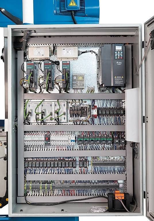 Tutte le macchine: Fräsmaschine Knuth Servomill UWF 5 – Usato da Kestenholz venduto da hstech.ch 2