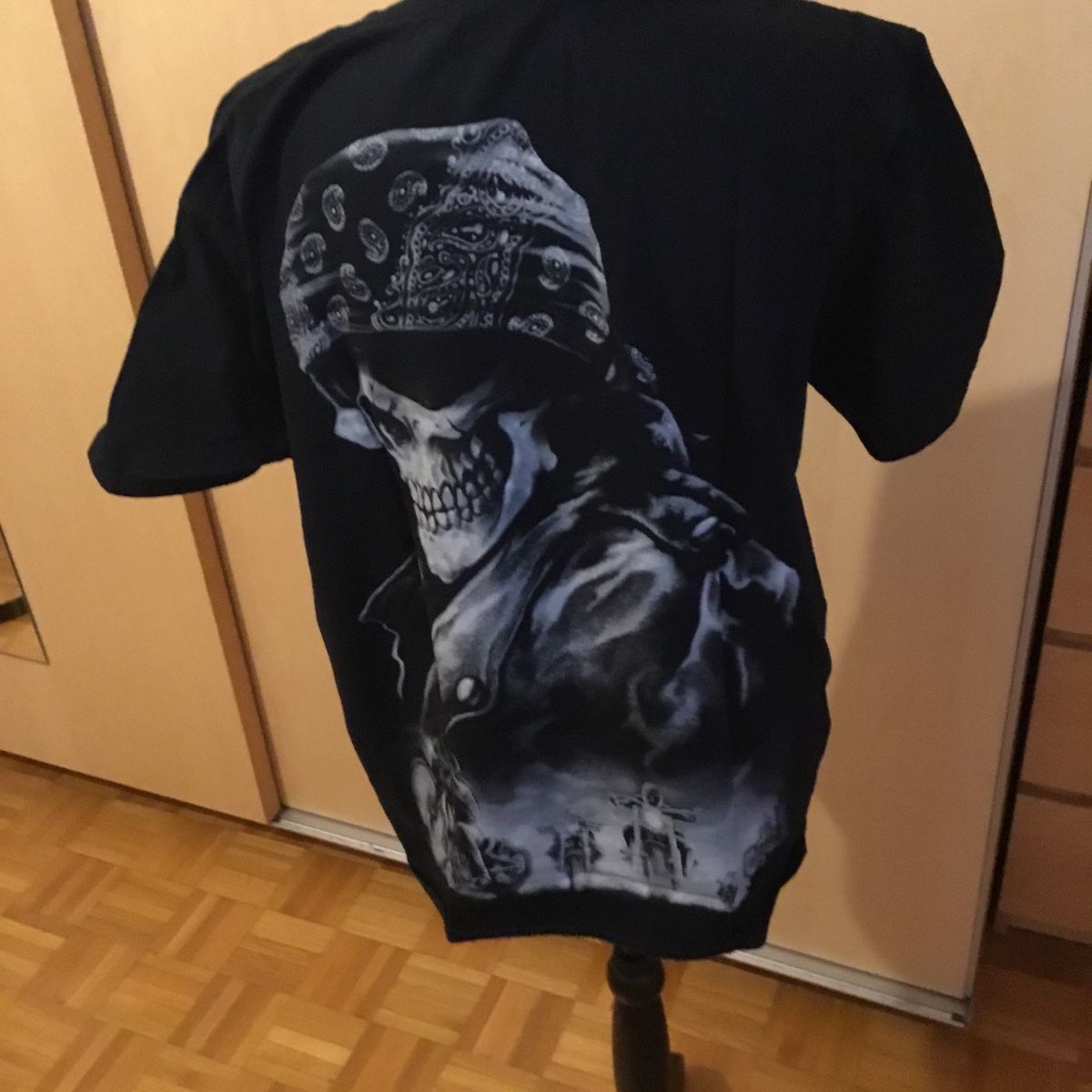T-shirt: 4 Set Shirt in der Gr L – Usato da Endingen venduto da Warlock 5