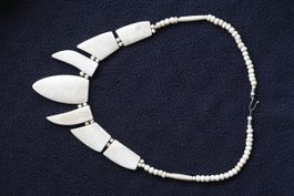 Collier ethnique unique os sculpté, bijou fait main été 55
