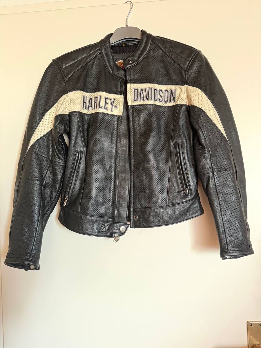 Harley-Davidson Giacche: Damen Jacken Harley-Davidson Größe SW – Usato da Uhwiesen venduto da Bogi2257 1