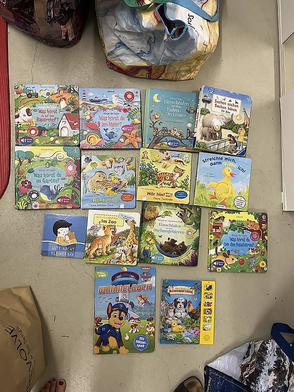 Libri: Diverse Kinderbücher – Usato da Bremgarten AG venduto da nel_6972