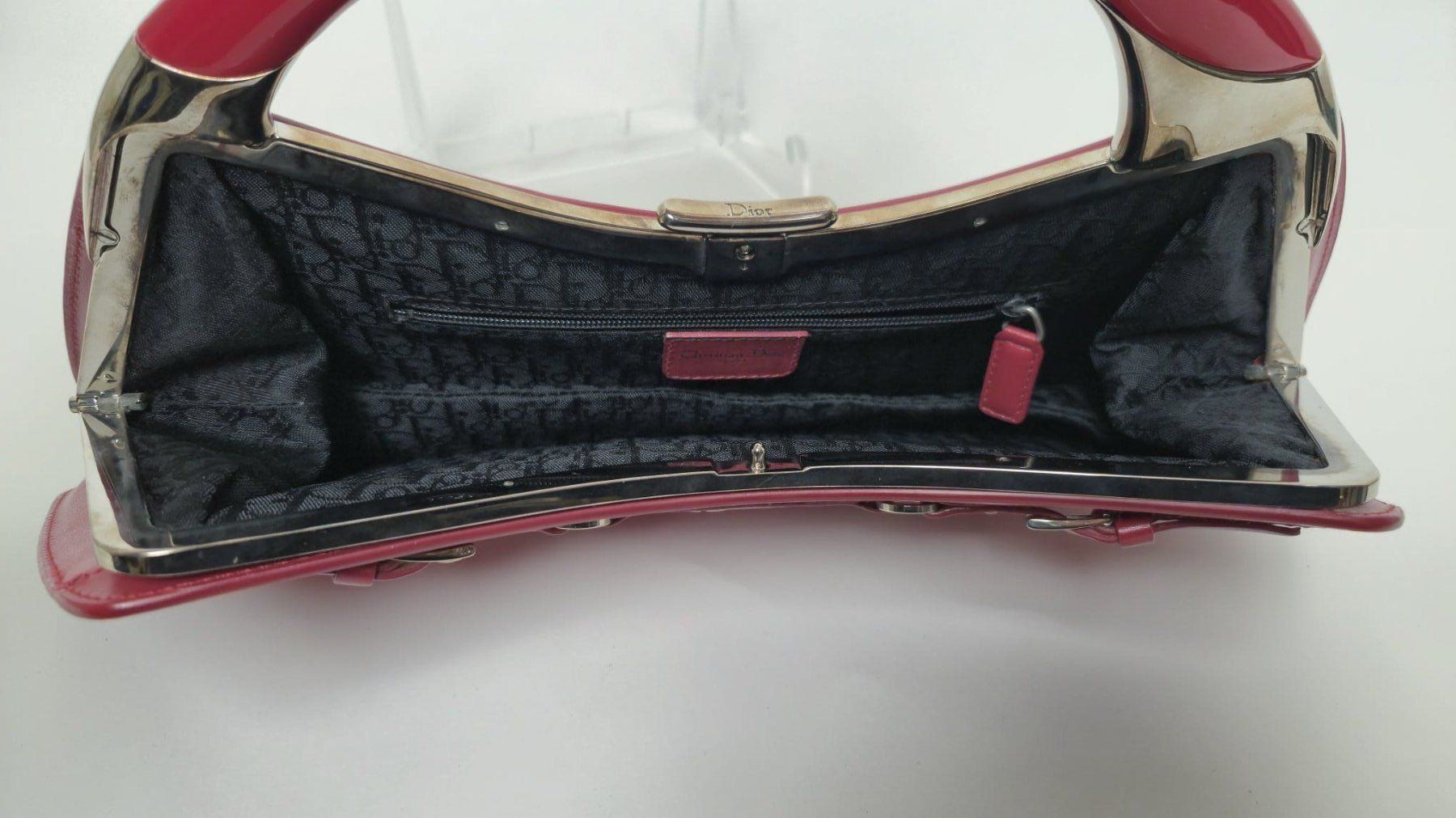 Dior Borse da donna: Sac à main Dior en cuir rouge Bondage – Usato da Bogis-Bossey venduto da VNT-GE.ch 4