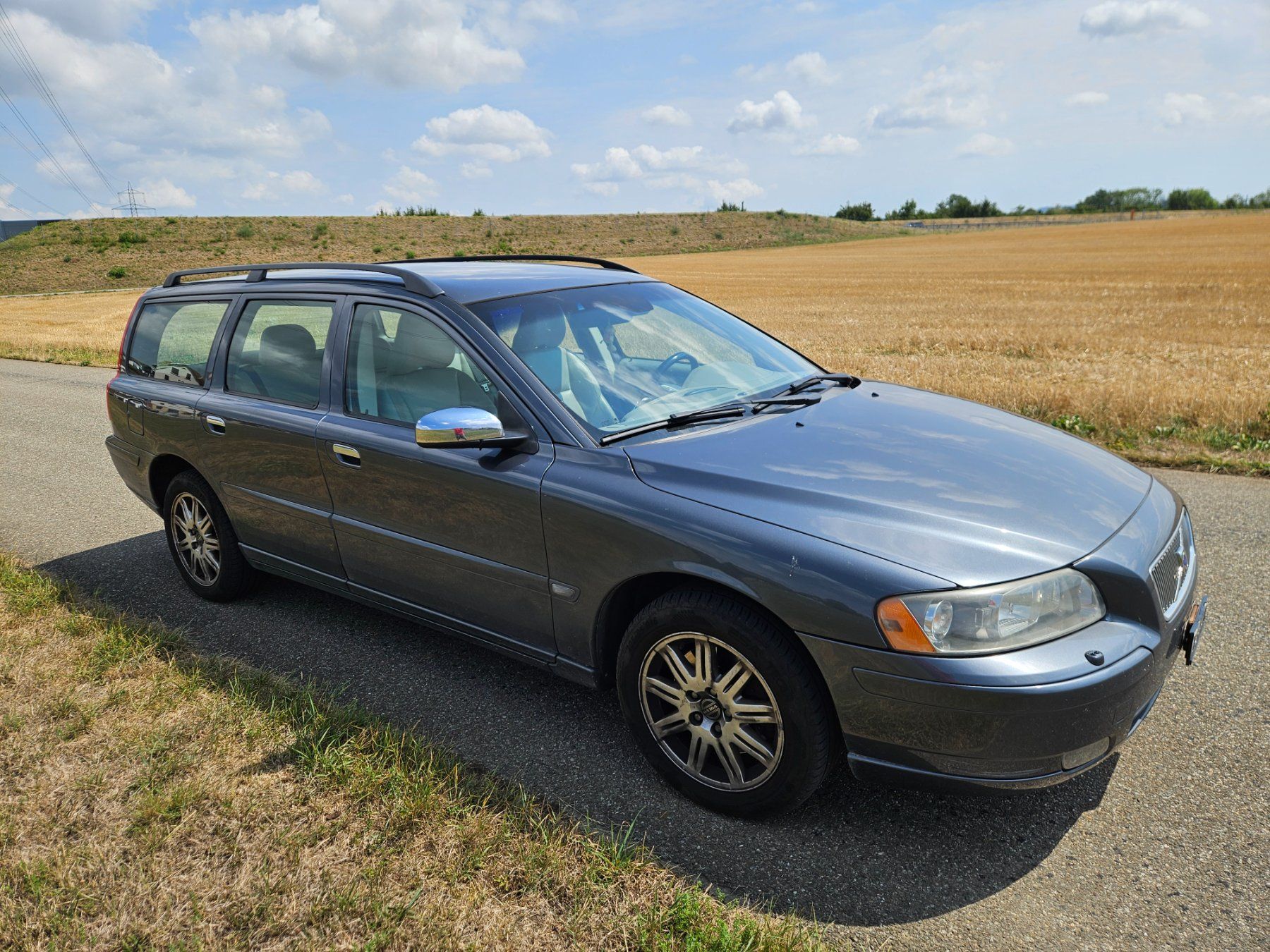 Volvo Automobili: Volvo V70 2.5T AWD – Usato da Wängi venduto da mare76 1
