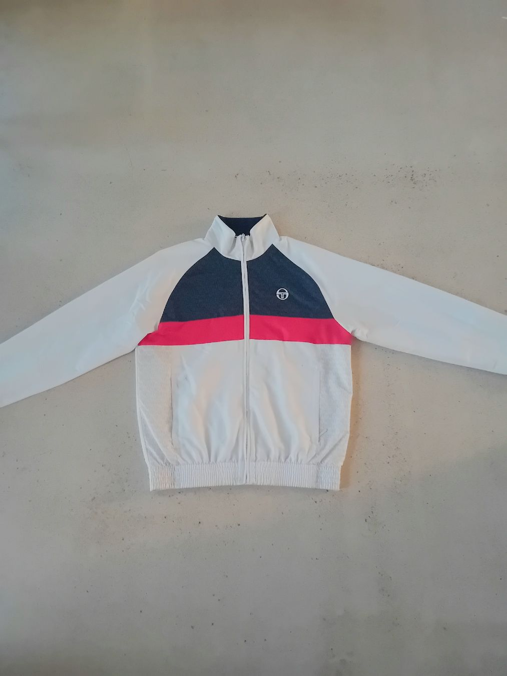 Giacche: Sergio Tacchini Oberteil : Gr. M – Nuovo (secondo la descrizione) da Zürich venduto da con_tjl2 1