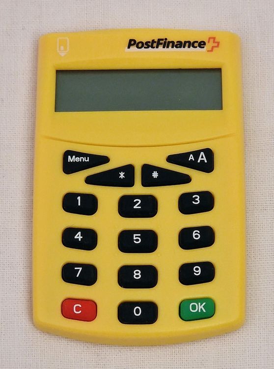 Penn-Plax Vogelleben Spielzeug-Geldbörse Mit Nistmaterial - Bunt, Interaktiv & Sicher Für Alle Vögel