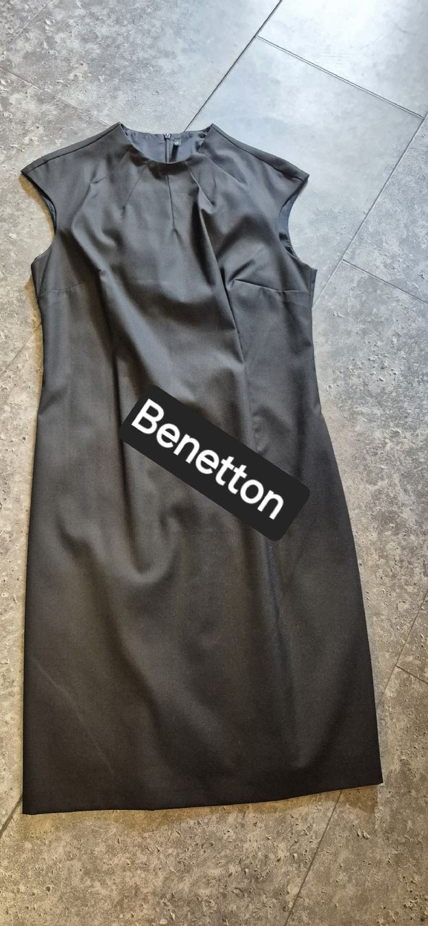 Lotti di vestiti: Lot de 7 Robes – Usato da Cortaillod venduto da ramssa 4