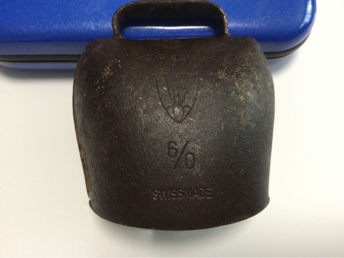 Campanacci mucche: 3x Schaf oder Ziegen Glocken FIRMANN Swiss Made Original – Usato da Basel venduto da vat_lp8z 1