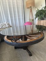 Vintage Glastisch, Couchtisch aus Wagenrad - Unikat!