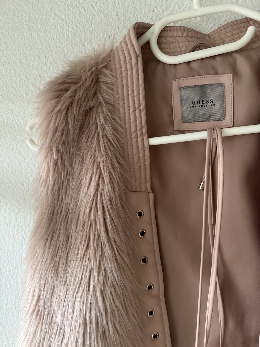 Guess Gilet & Giacche senza maniche: Original Guess hellrosa Veste kein echter Pelz – Nuovo (secondo la descrizione) da Winterthur venduto da yar_dpp8 5