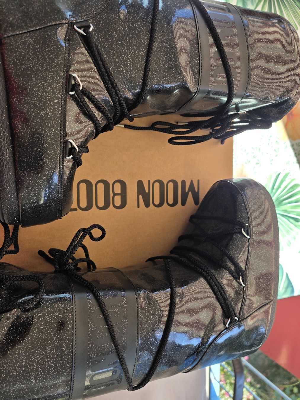 Moon Boot Scarpe da donna: MOON BOOT noire paillettée – Nuovo e nell'imballaggio originale da Yverdon-les-Bains venduto da enzine 1