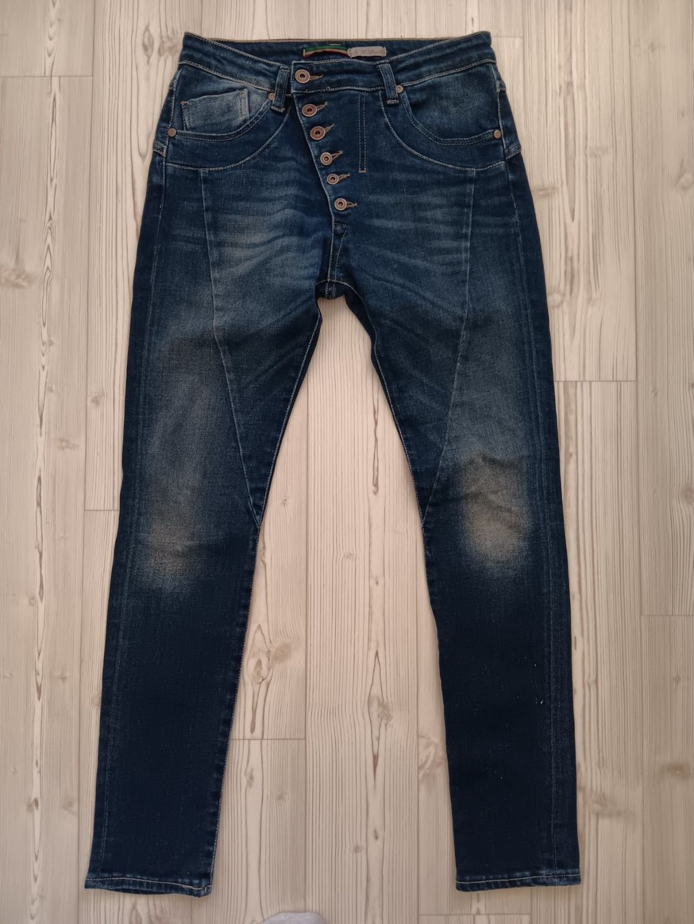 Please Jeans Jeans: PLEASE Jeans P46 taille / Grosse XXS – Gebraucht aus Cossonay-ville von Super-Price-Quality