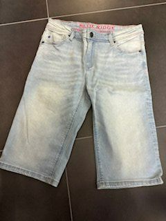 We Pantaloni: WE Jeans Shorts hellblau slim 170 – Usato da Gommiswald venduto da Anika6