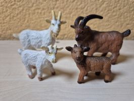 Bullyland Ziegen Familie, 4-teilig, Made in Germany