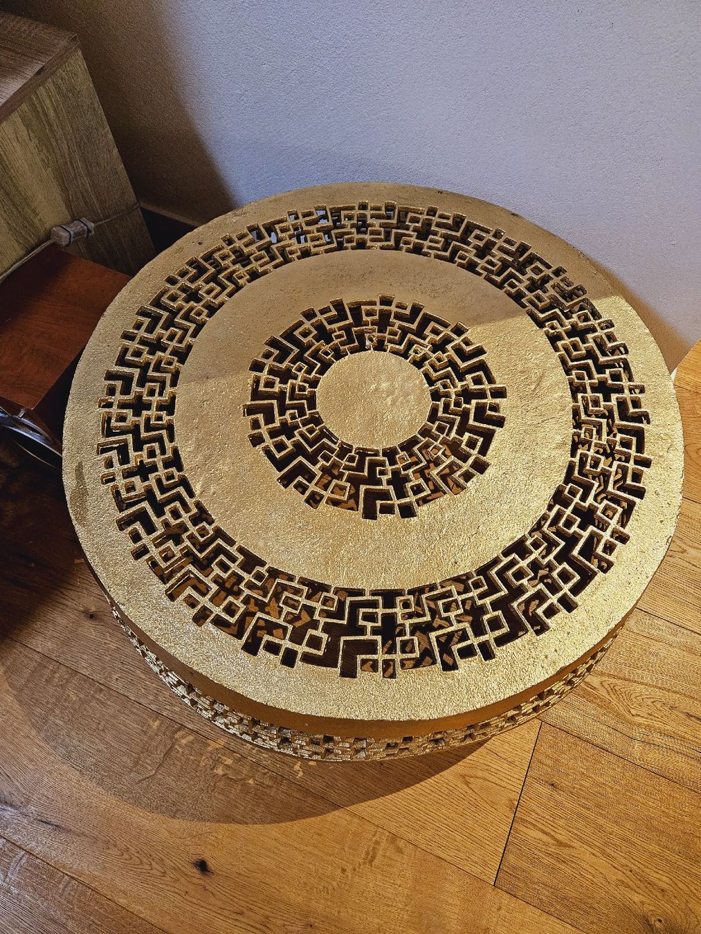 Kare Tavoli: KARE Design Coffee Table Cleopatra Ornament, goldig – Usato da Matzingen venduto da seme_products 2