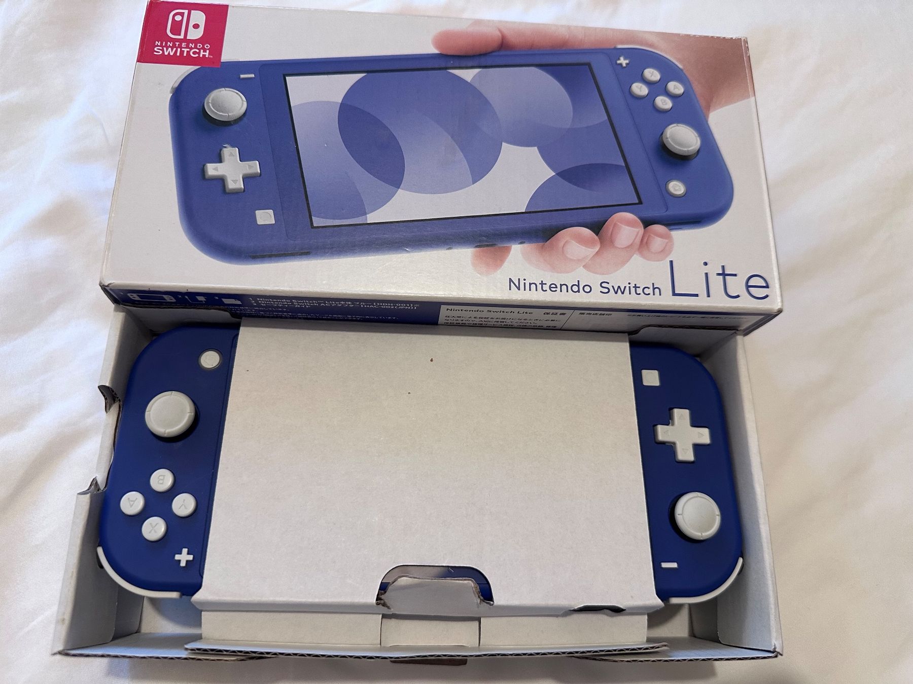 Nintendo Console: 🔥🎮Nintendo Switch Lite – Usato da Zürich venduto da John-Wayne23 2