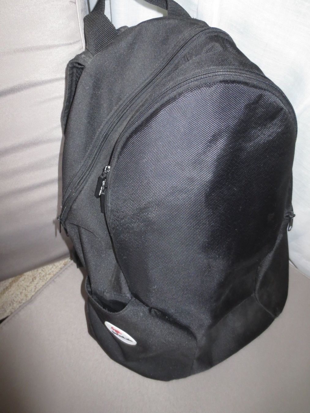 Zaini: Schwarzer Freizeitrucksack - mit Bauchgurt wenig gebraucht – Usato da Männedorf venduto da Livingston 1