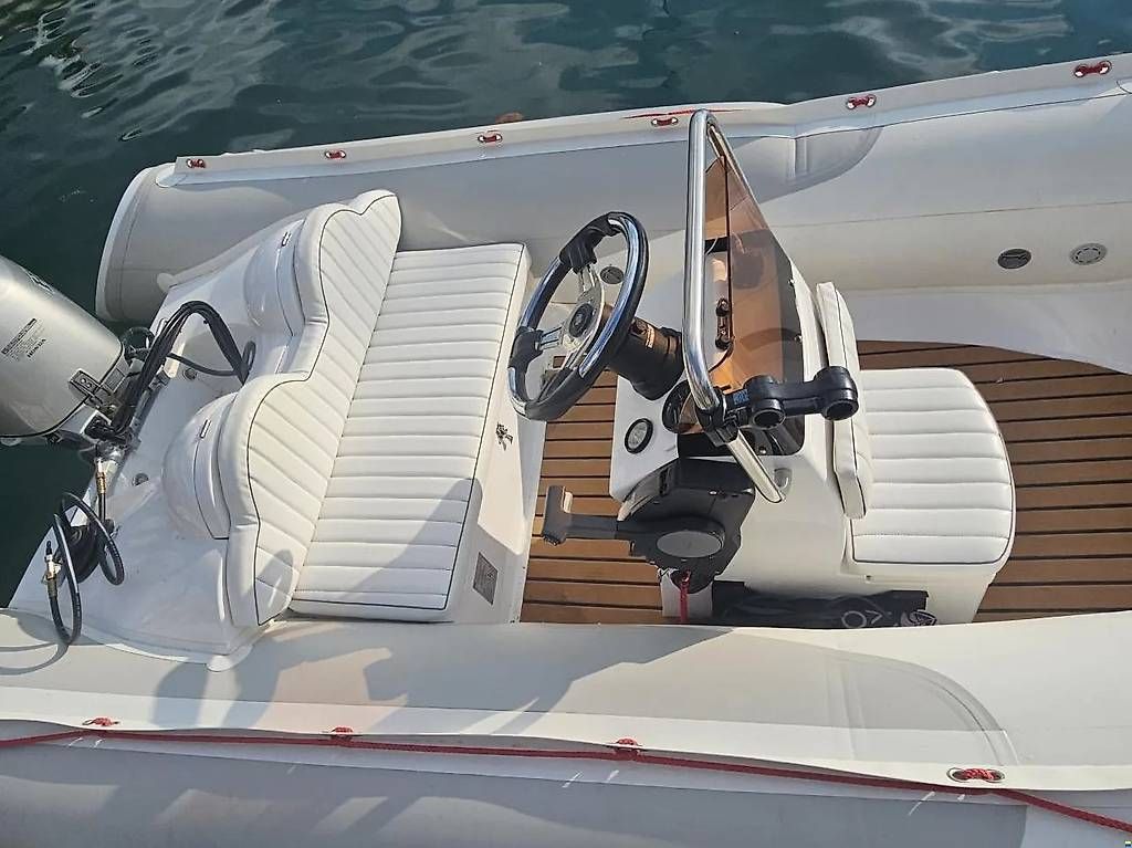 Barche: Schönes, sparsames Motorboot / Festrumpfschlauchboot – Usato da Einigen venduto da SUPzone 1