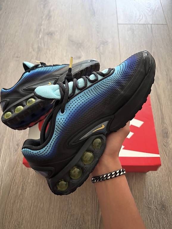 Chaussures hommes: Nike air Max DN hyper blue – D'occasion à Cheseaux-Lausanne par mad_mnv2 3