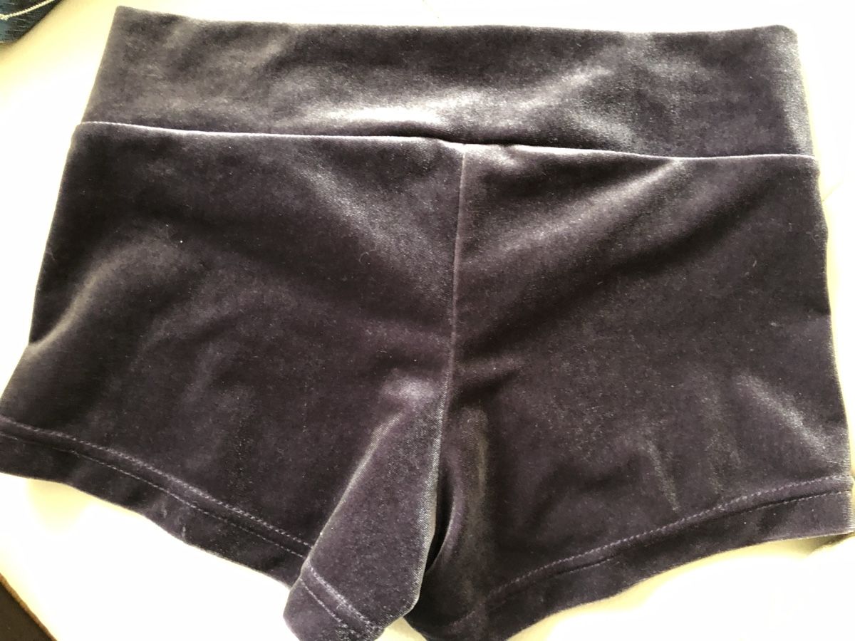 Canottiere & Pantaloni: Short – Nuovo (secondo la descrizione) da PUlly venduto da mum_22vds 1