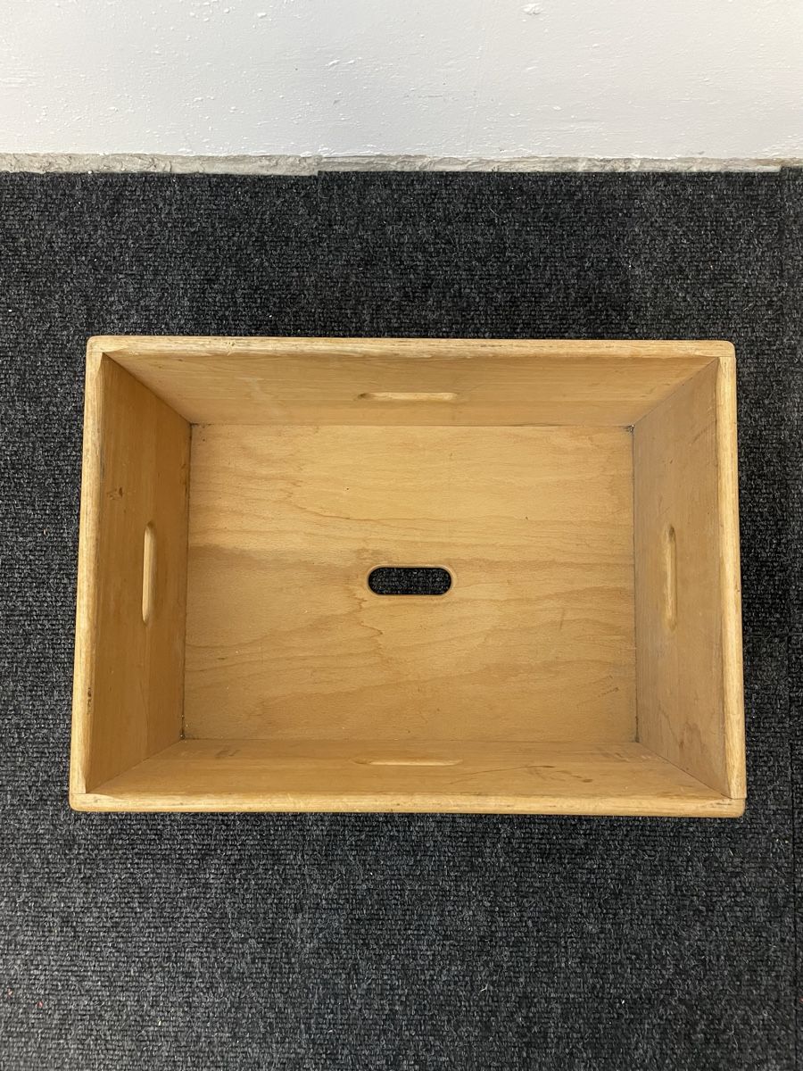Tavoli: Hocker oder Beistelltisch im Stil von Le Corbusier vintage – Usato da Hinwil venduto da DaniBachman 6