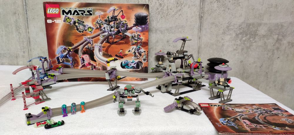 Lego life on mars 7317 hot sale