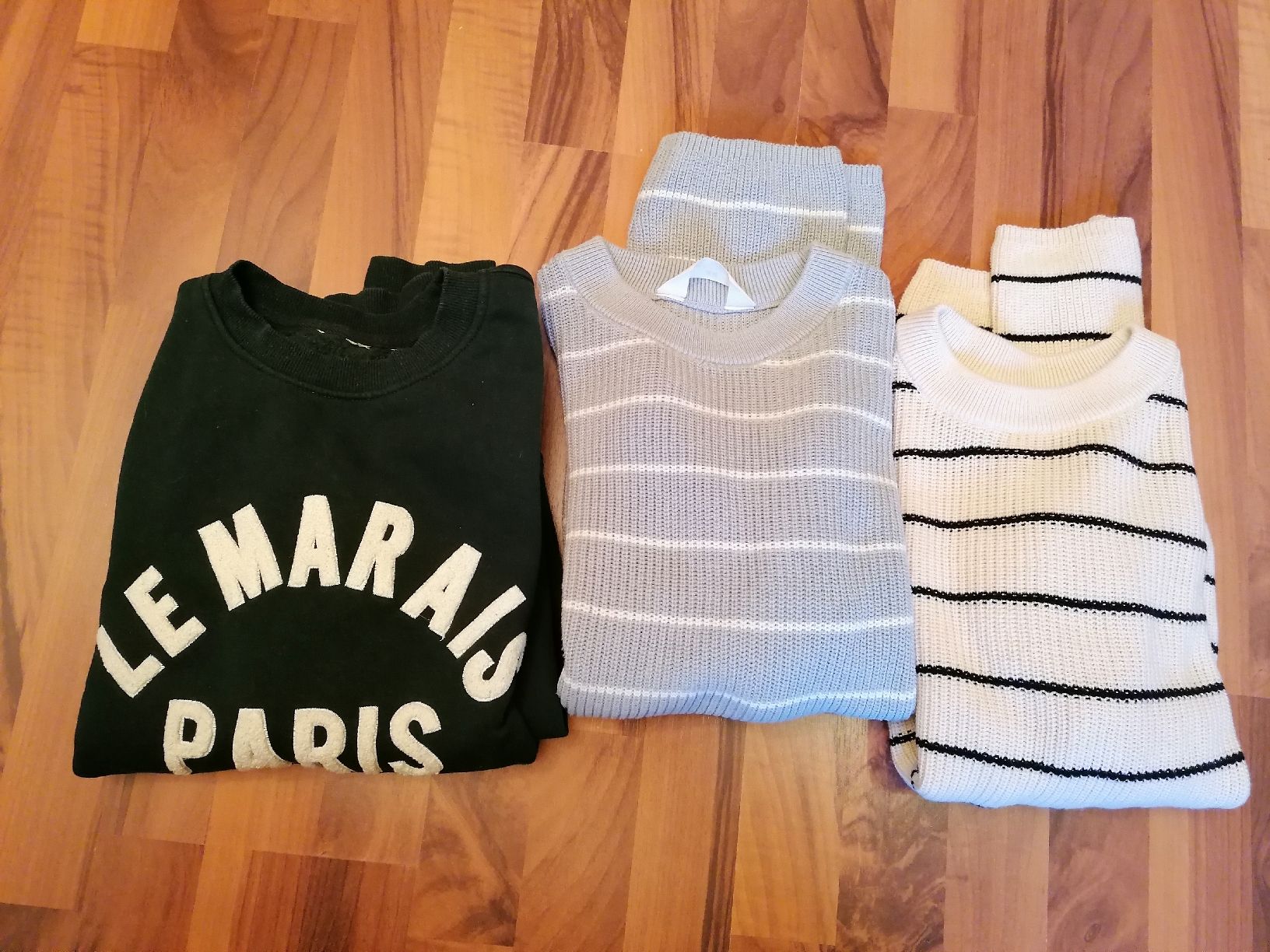 H&M Lotti & Set di vestiti: H&M Pulli-Set, 3 Stück, Gr. 158-170 – Usato da Wahlen b. Laufen venduto da Aweiss