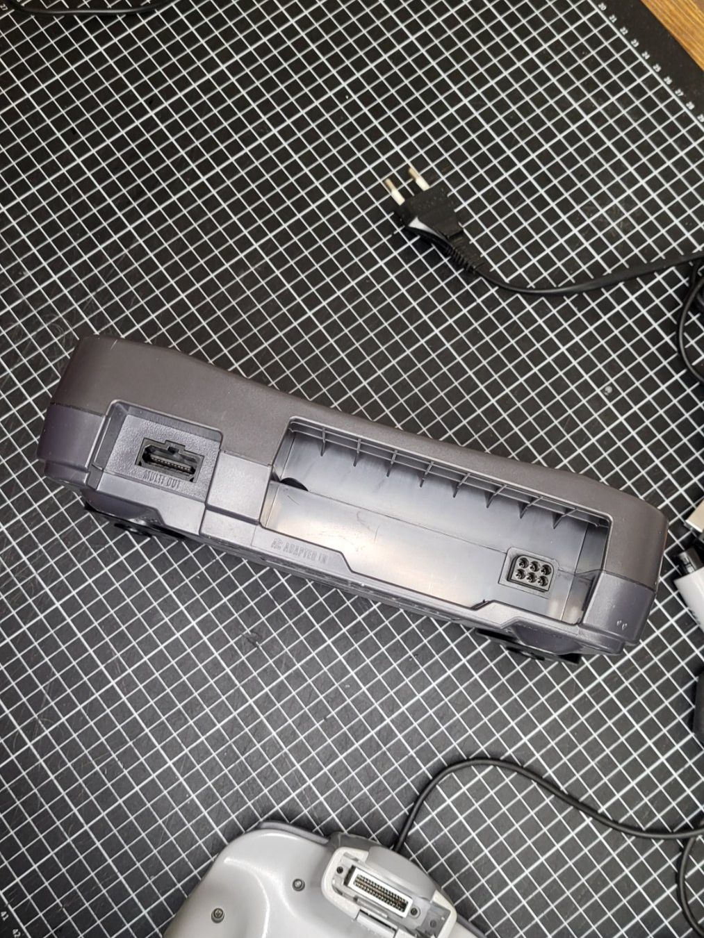 Nintendo Console: Nintendo N64 mit 2 Controllern (Renewed) – Usato da Bern venduto da nic_x6gy 4
