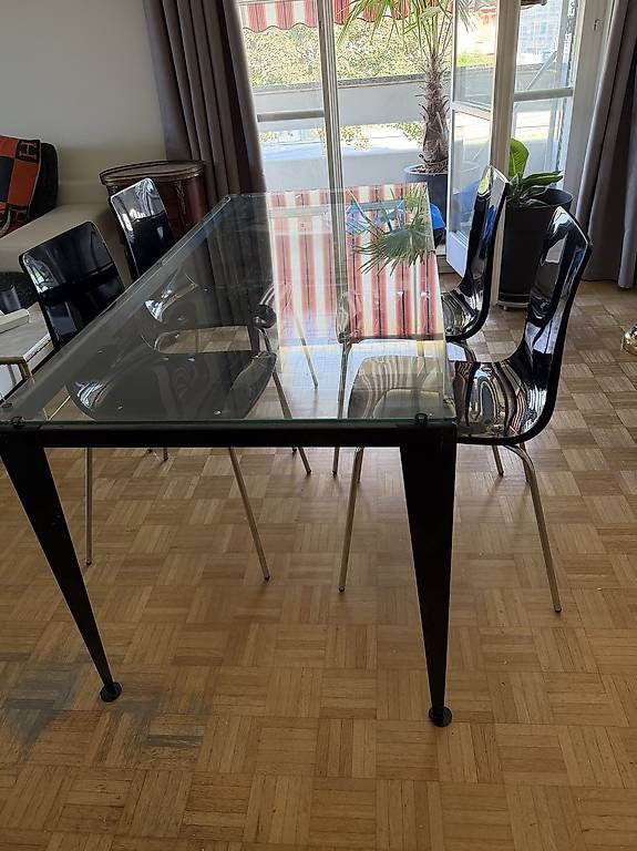 Set di tavolo e panche: 1 table à manger en verre design + 4 chaises – Usato da St-Sulpice VD venduto da thi_9tg6 4