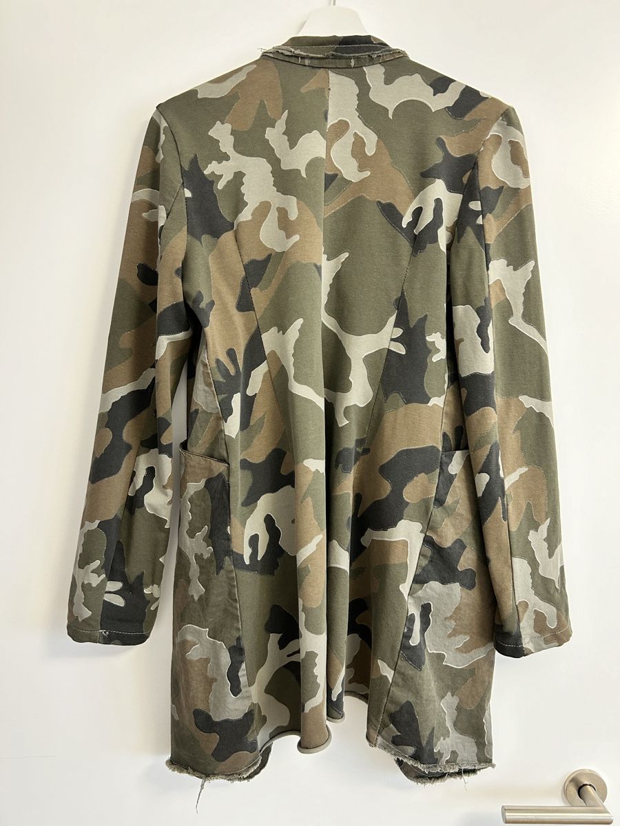 Cappotti: Stylischer, weicher Camouflage-Mantel – Usato da Rorschach venduto da fla_62jm 1