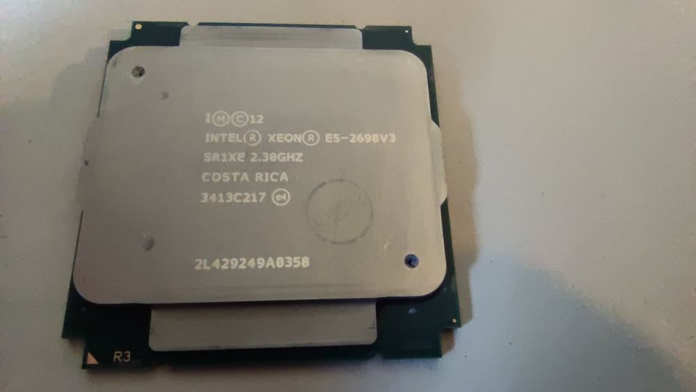 Intel Xeon E5 2698 V3 16 Core / Threads 32 | Kaufen auf Ricardo
