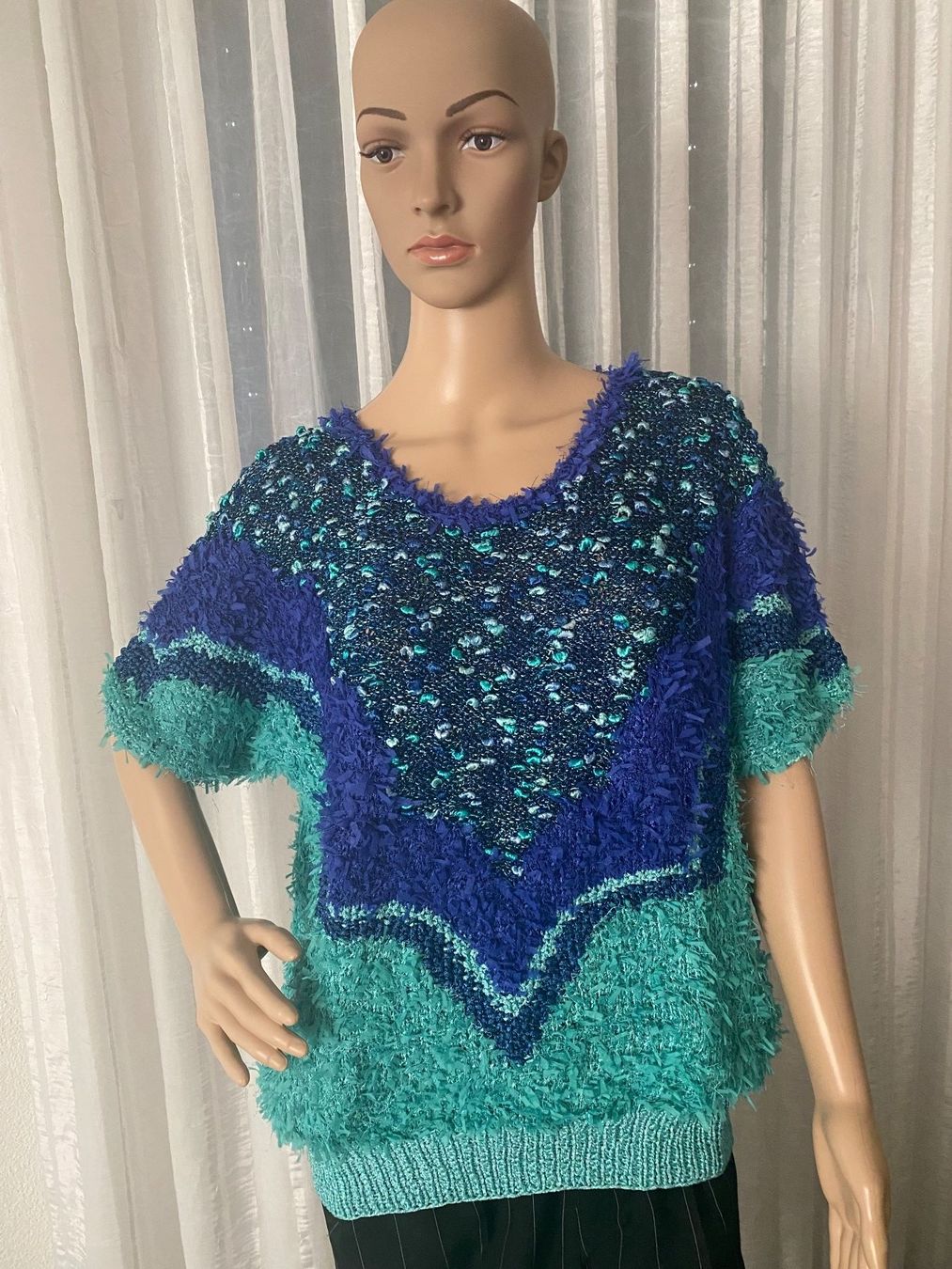 Pullover & Sweatshirts: Perfekter Auftritt - UNIKAT - HAND MADE Strickpulli, M/L – Neu (gemäss Beschreibung) aus Winkel von ferrari2022 4