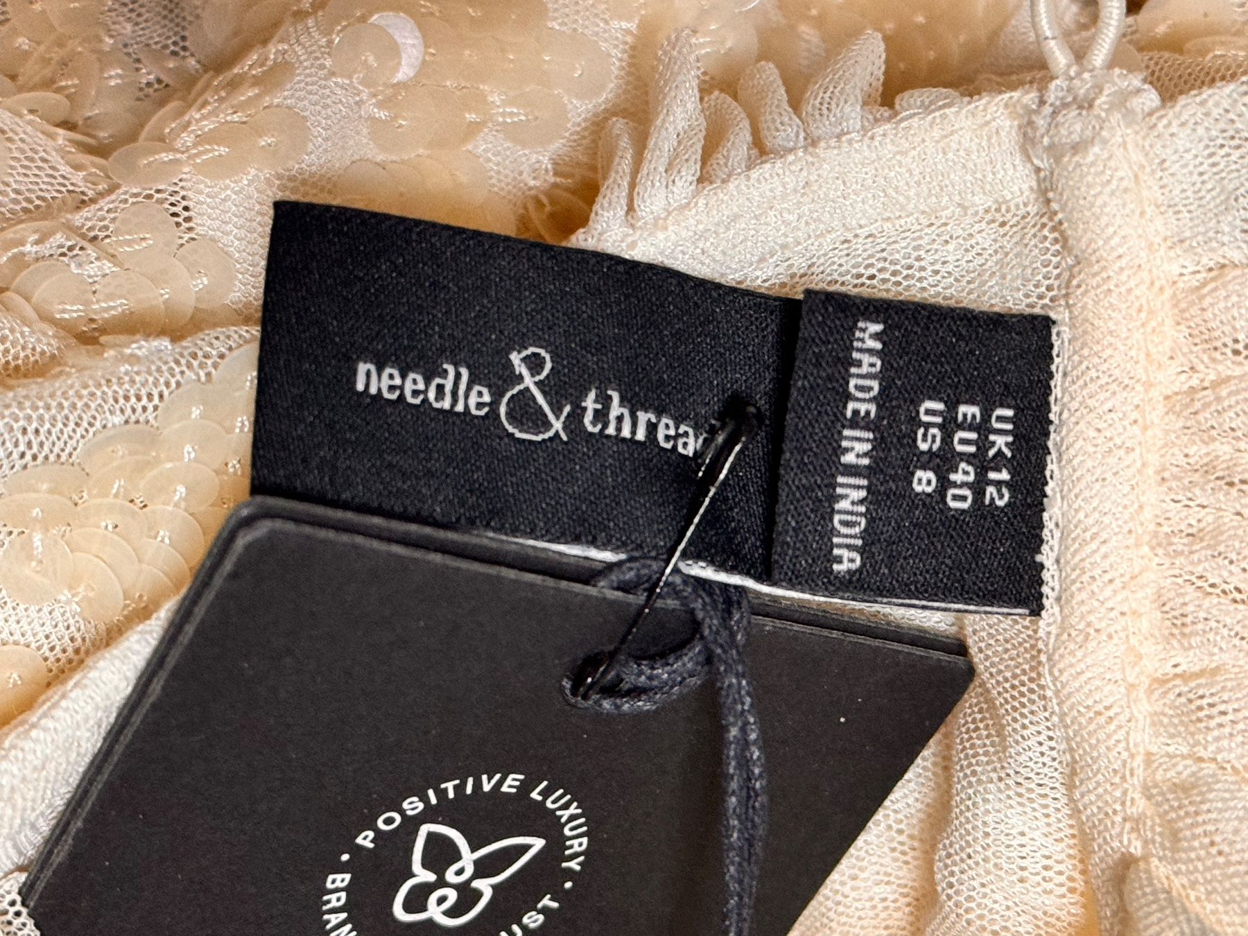 Vestiti: Needle & Thread EXCLUSIVE Kleid Neu! Orginalpreis 1035.- – Nuovo e nell'imballaggio originale da Zürich venduto da luxuryoutlet1 7