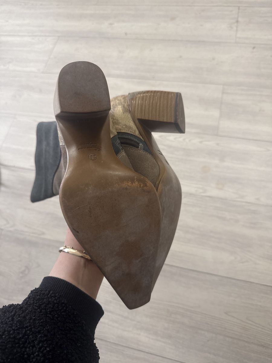 Scarpe da donna: Bottes vintage style santiags – Usato da Lausanne venduto da Mode_350 3