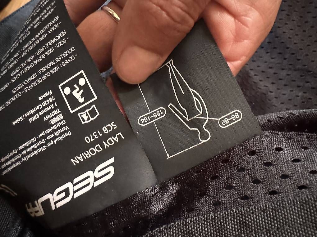 Giacche: Motorrad Lederjacke Damen Gr.38 – Usato da Vilters venduto da Natalie_Gothe13 2