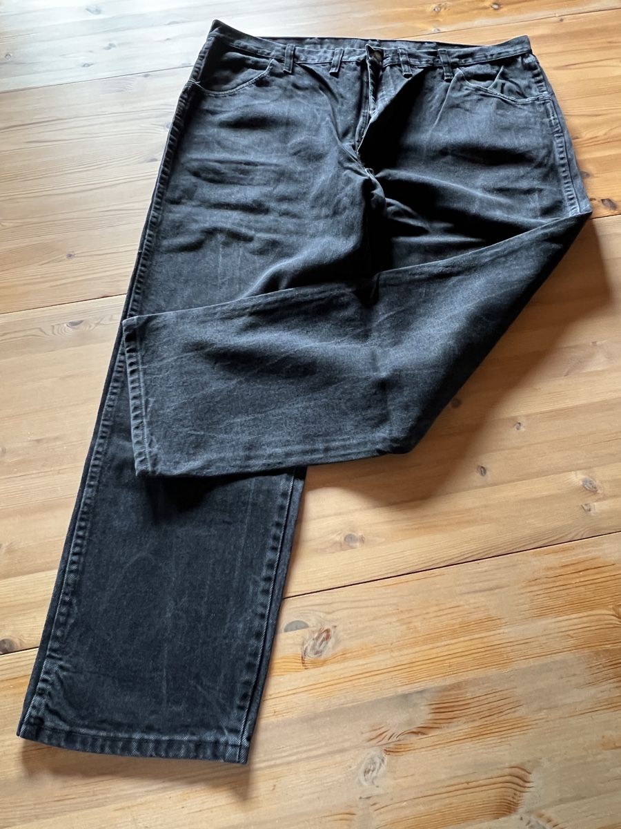 Jeans: Rustler Jeans, Schwarz, Gr. 44x30, Herren – Usato da Lurtigen venduto da jun_7s7k
