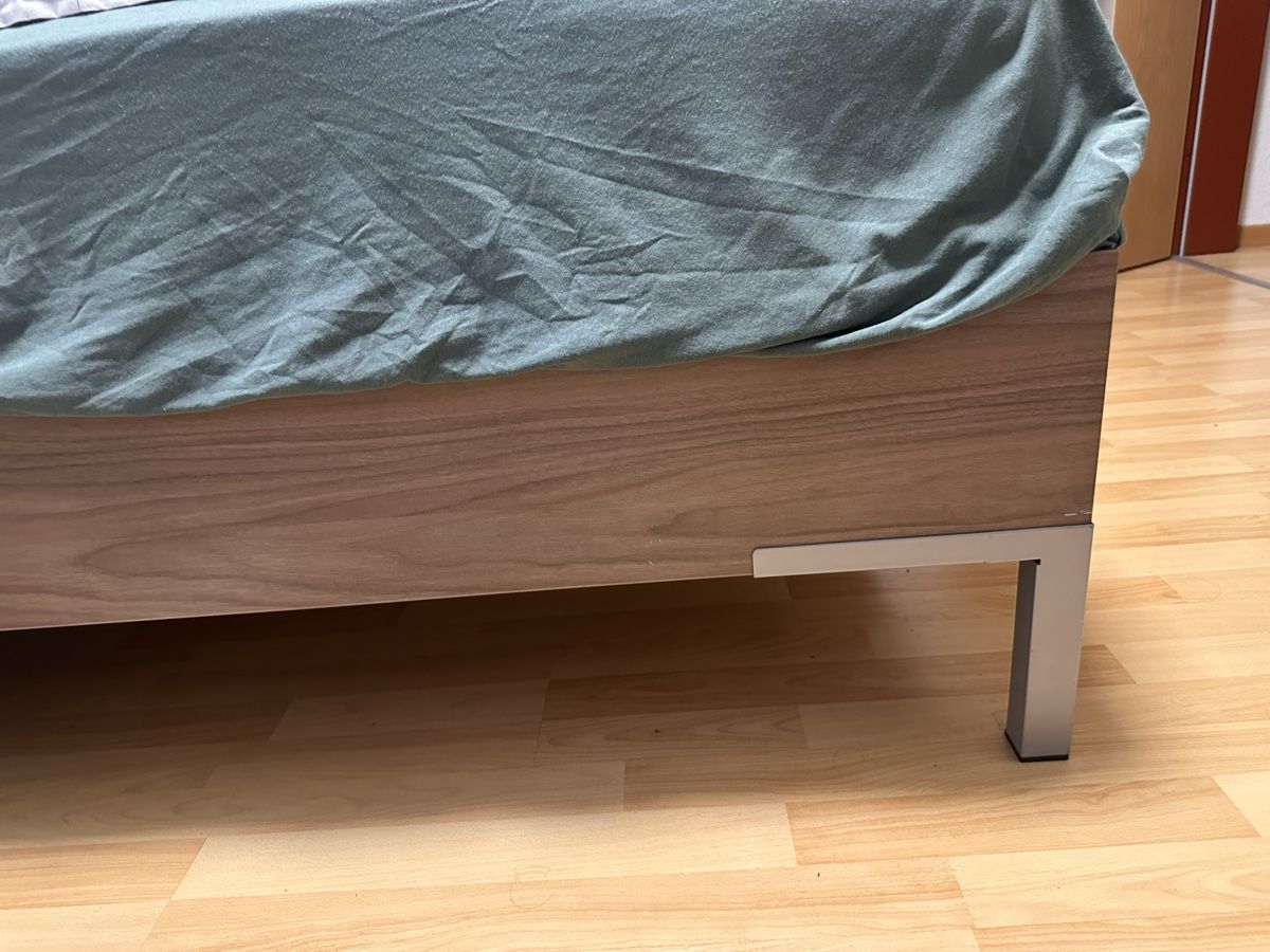 Betten: Bettgestell mit Lattenrost und Matratze – Gebraucht aus Altnau von rob_kr22 1